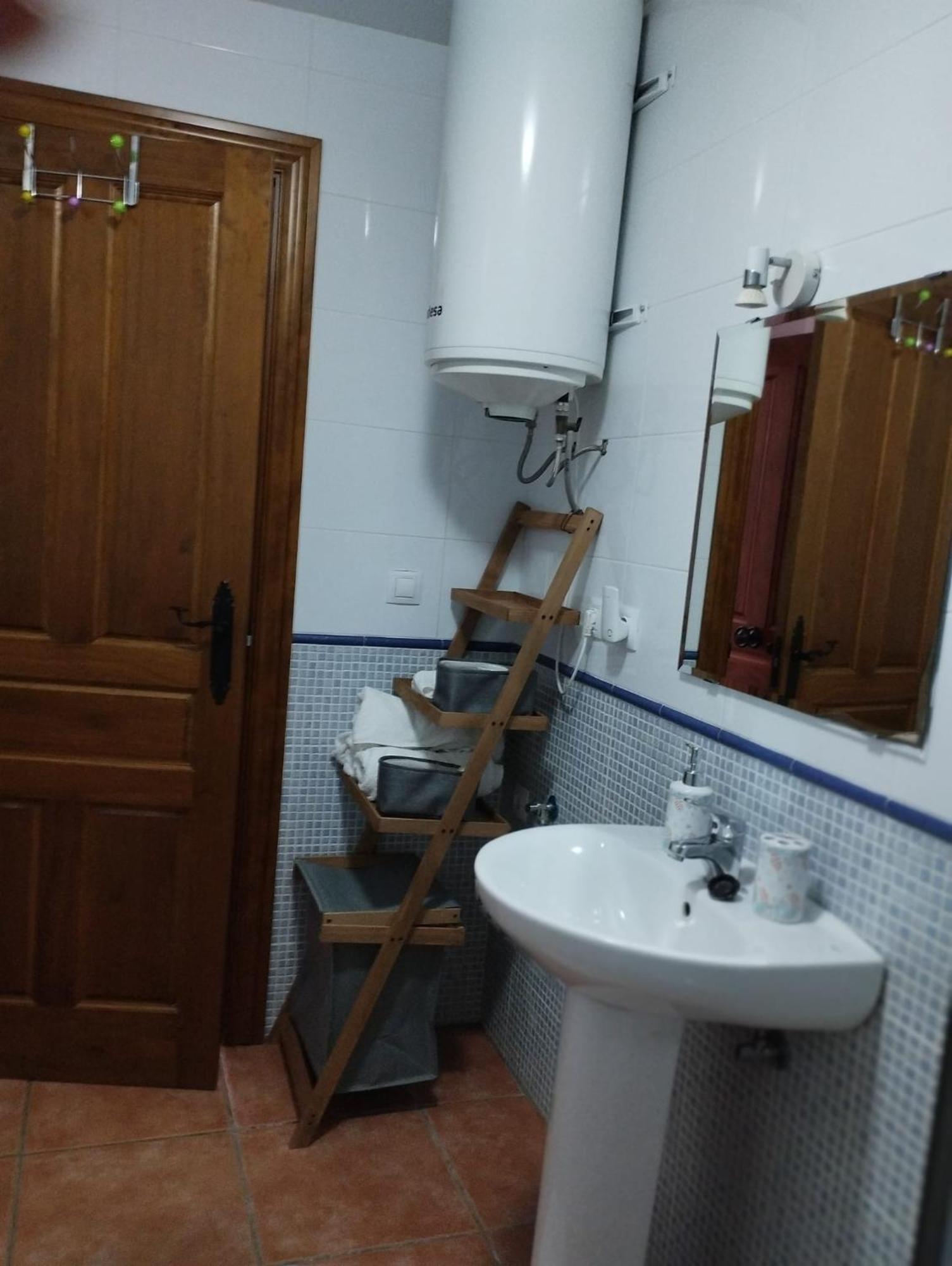 Apartamentos turísticos Rutas del Torcal Villanueva de la Concepción Exterior foto